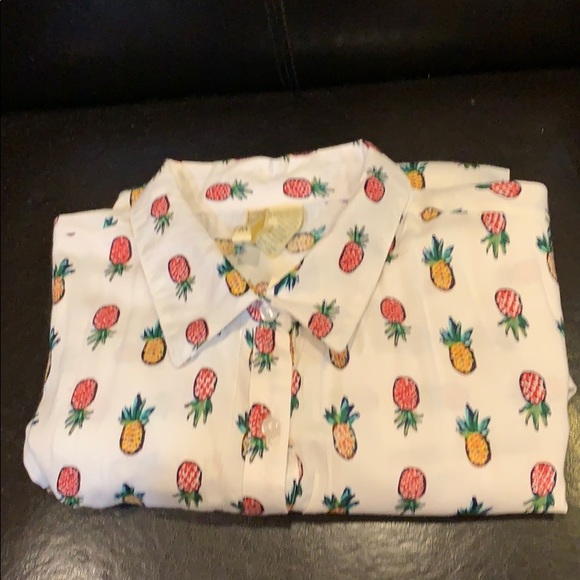 NWT Japna white button down shirt with pineapples. - Picture 2 of 4